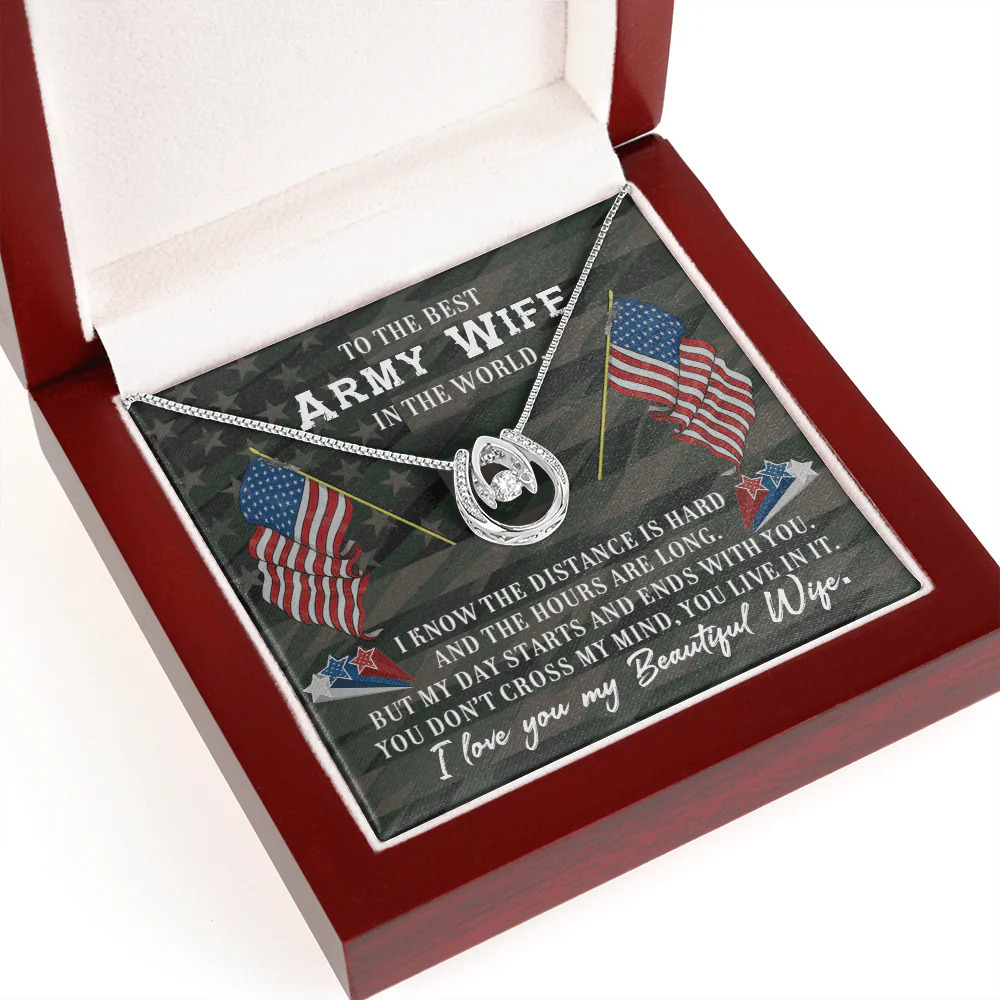 Army Wife with You Lucky Horseshoe Necklace Luxury Box